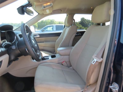 2017 Jeep Grand Cherokee Laredo 4x2