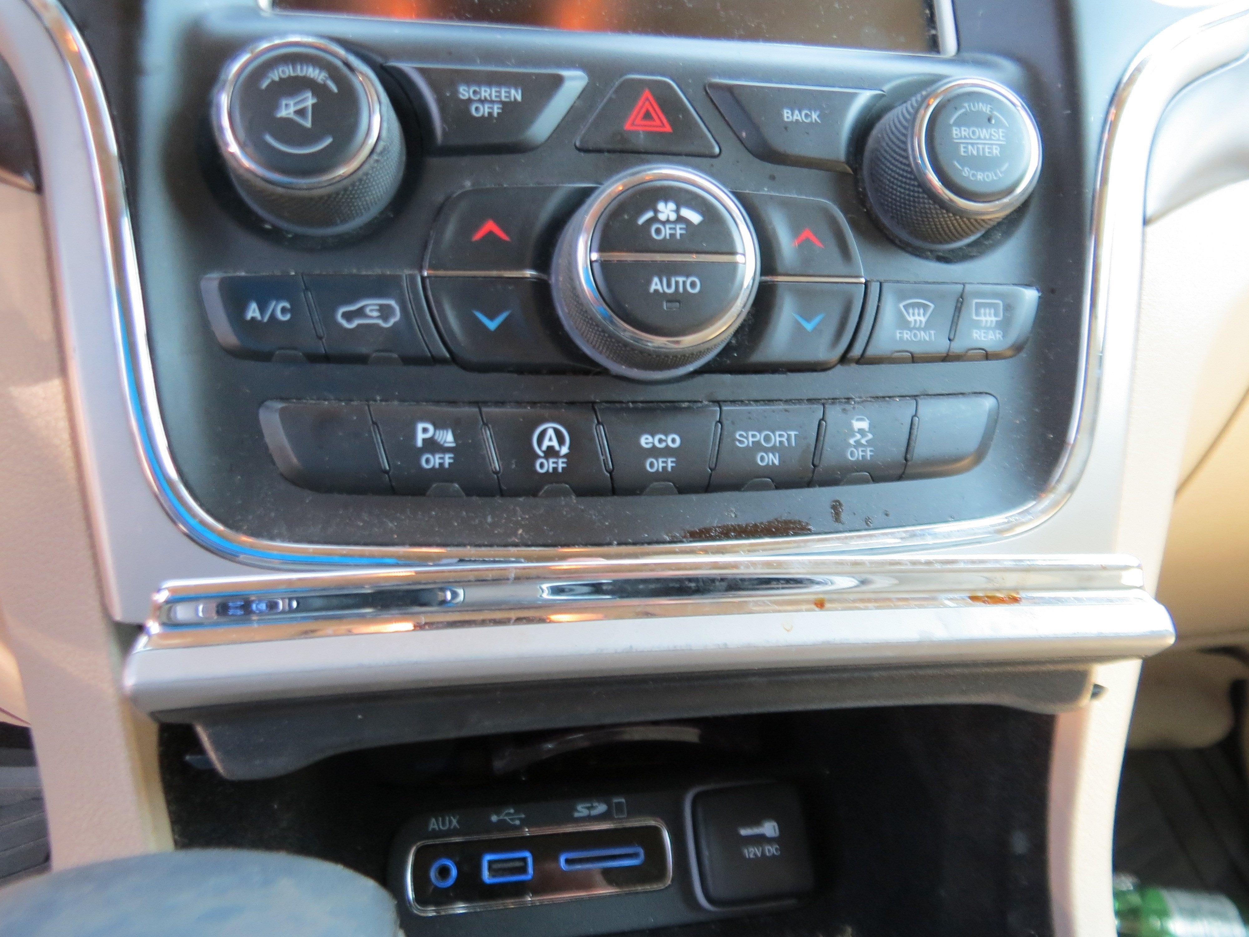 2017 Jeep Grand Cherokee Laredo 4x2