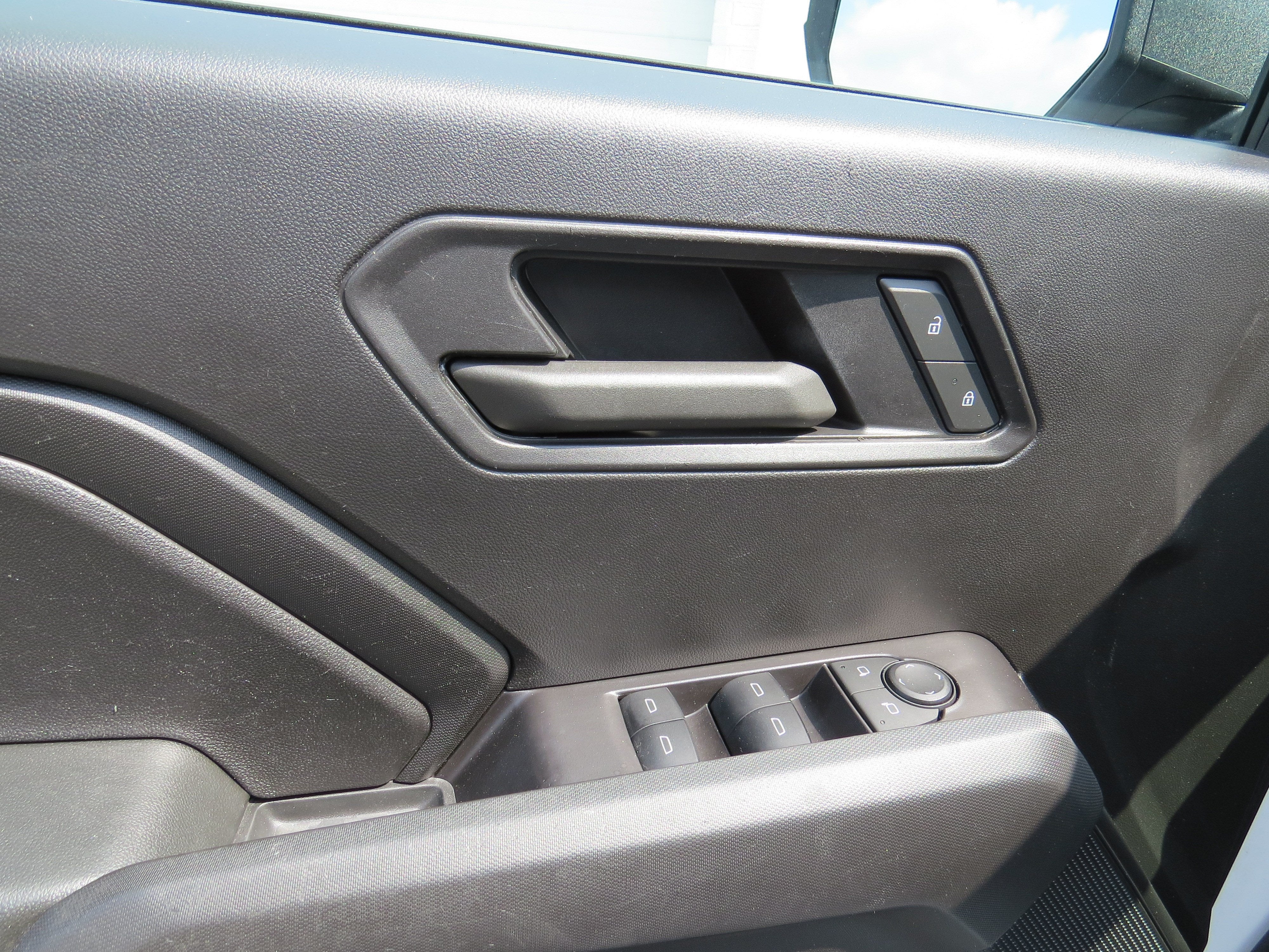 2024 Chevrolet Colorado WT