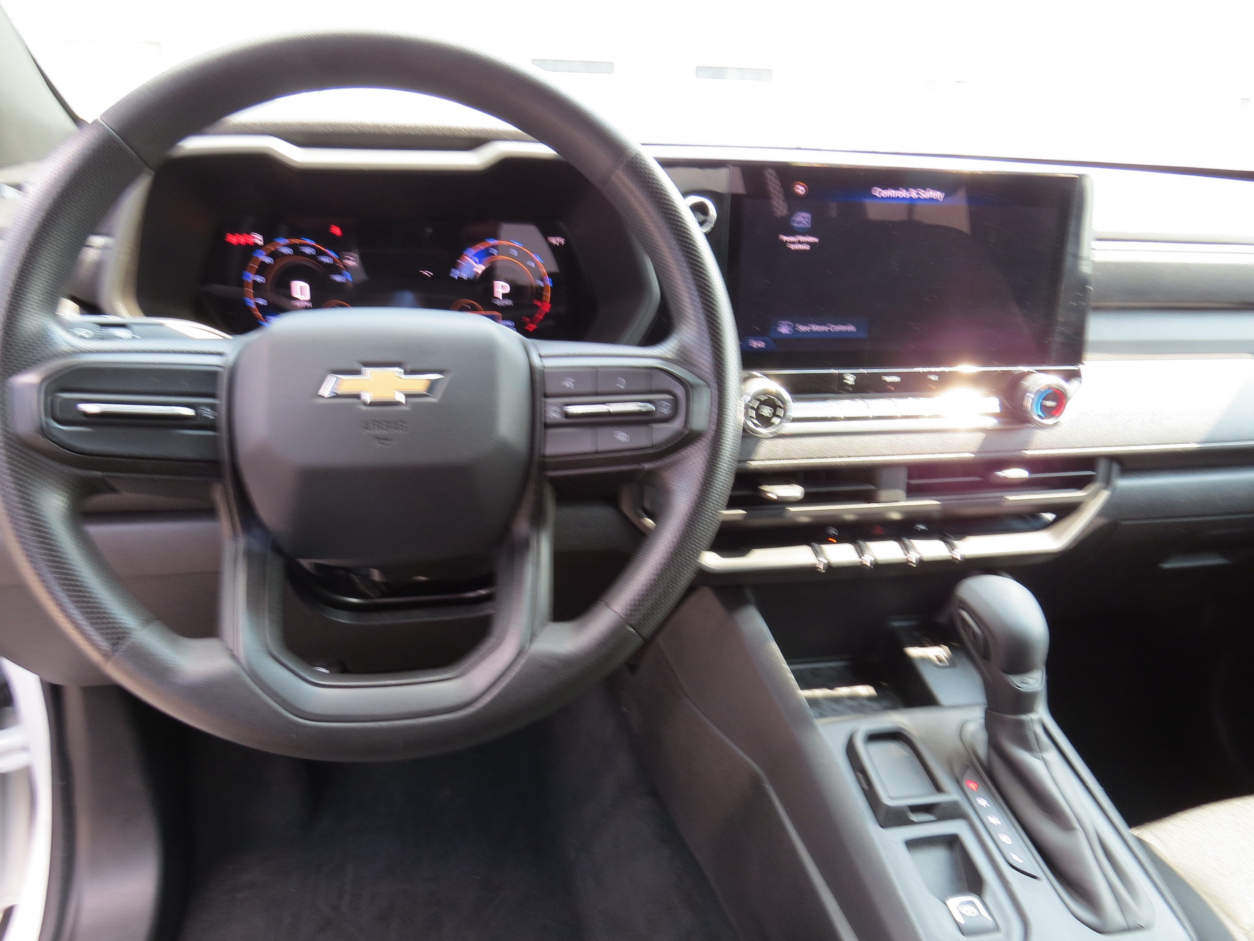 2024 Chevrolet Colorado WT
