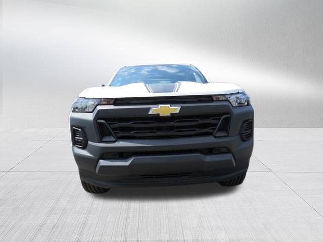 2024 Chevrolet Colorado WT