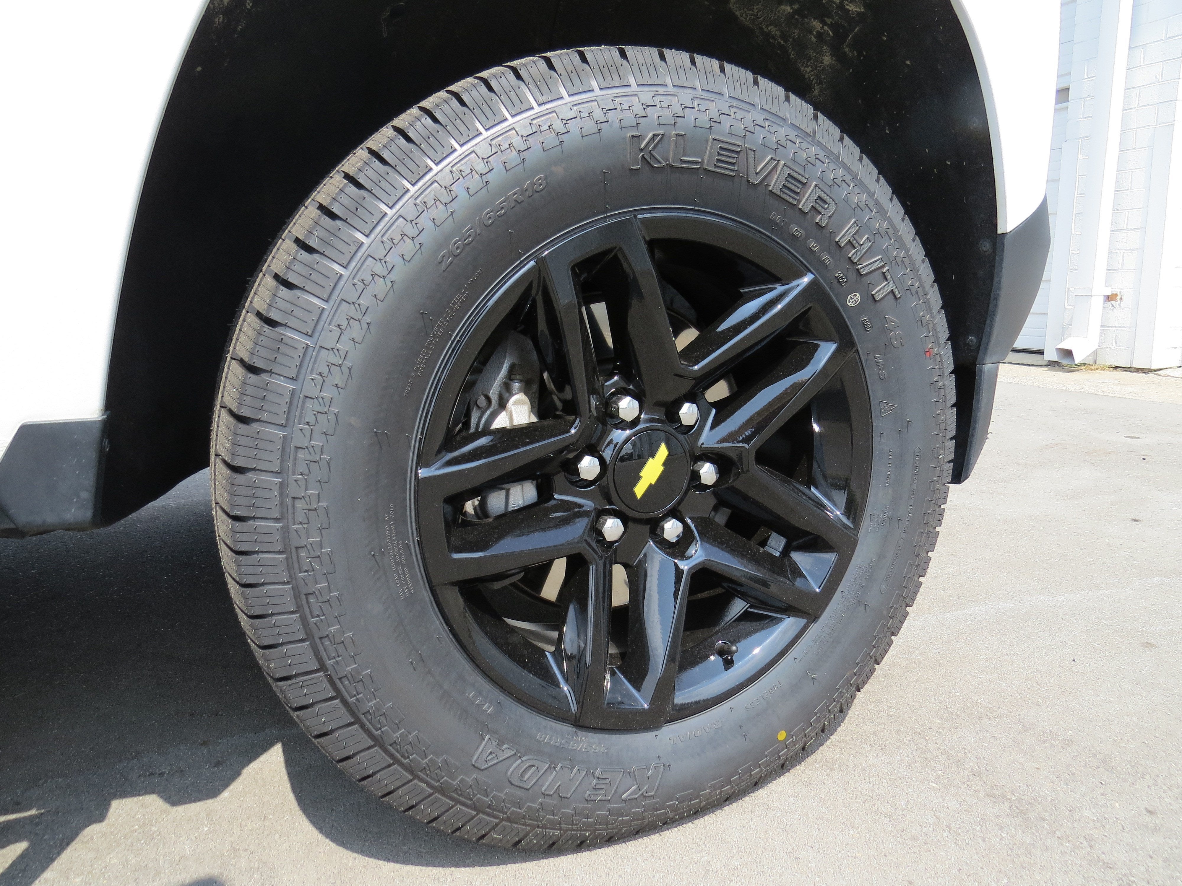 2024 Chevrolet Colorado WT