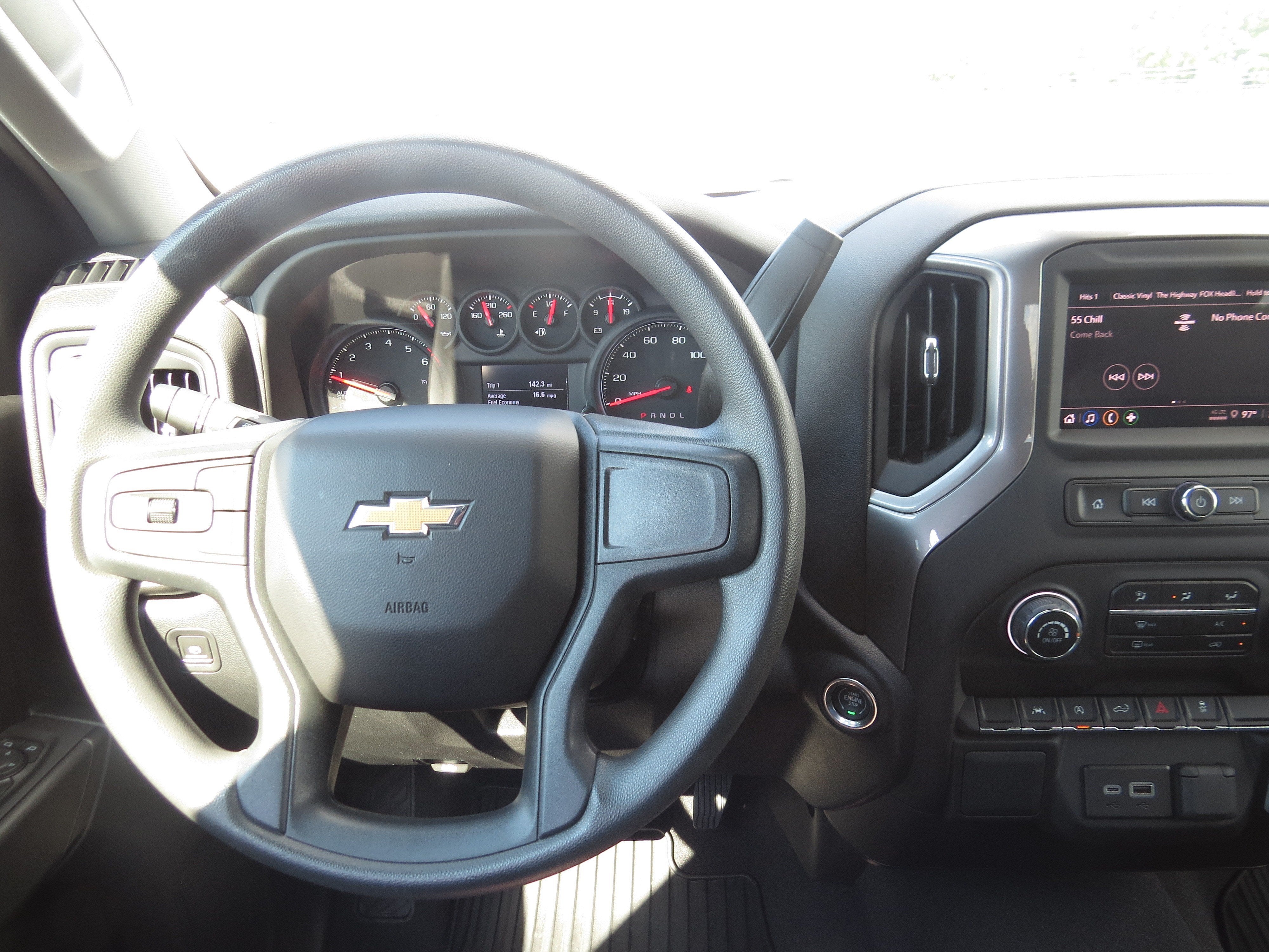 2024 Chevrolet Silverado 1500 Custom