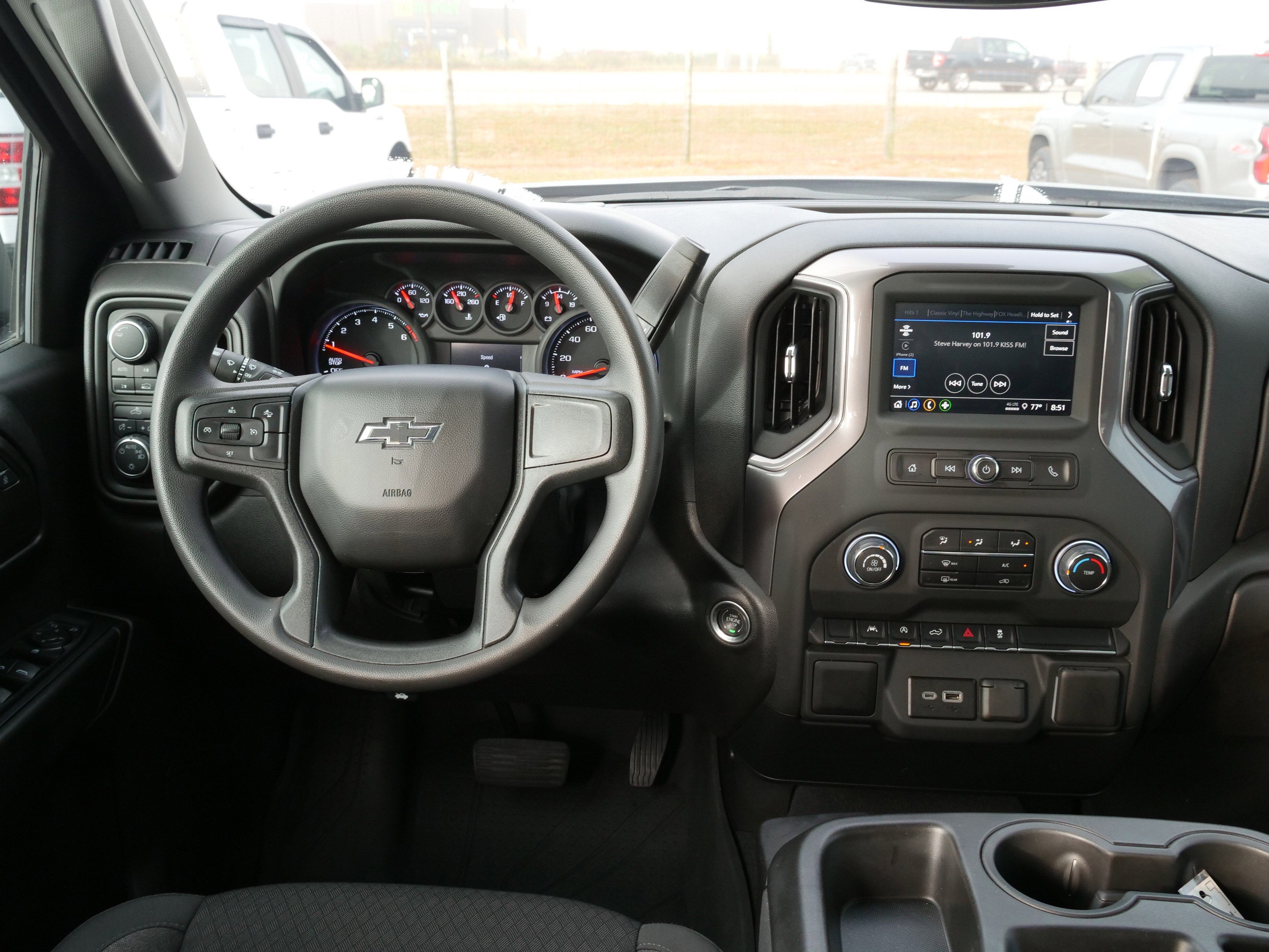 2024 Chevrolet Silverado 1500 Custom