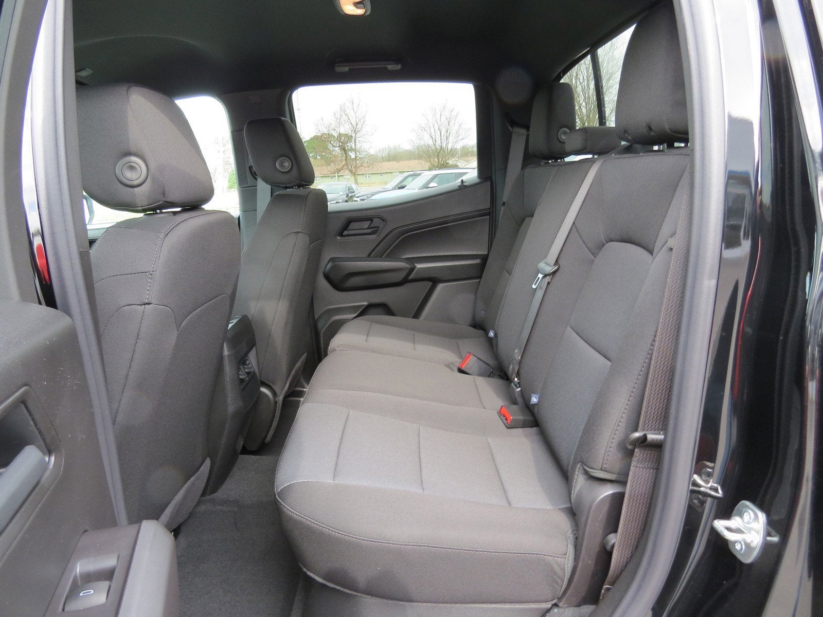 2025 Chevrolet Colorado WT/LT