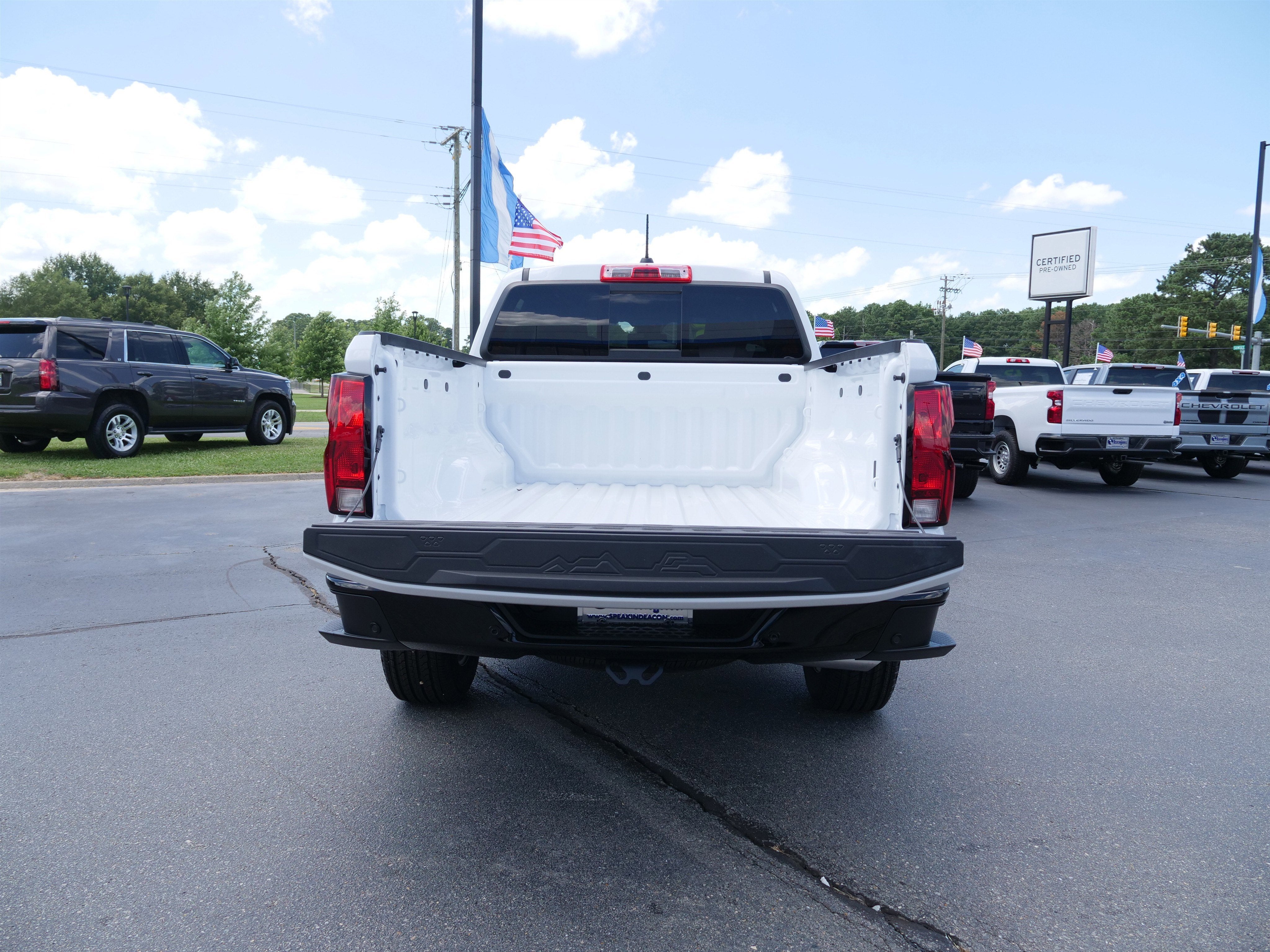 2025 Chevrolet Colorado WT/LT