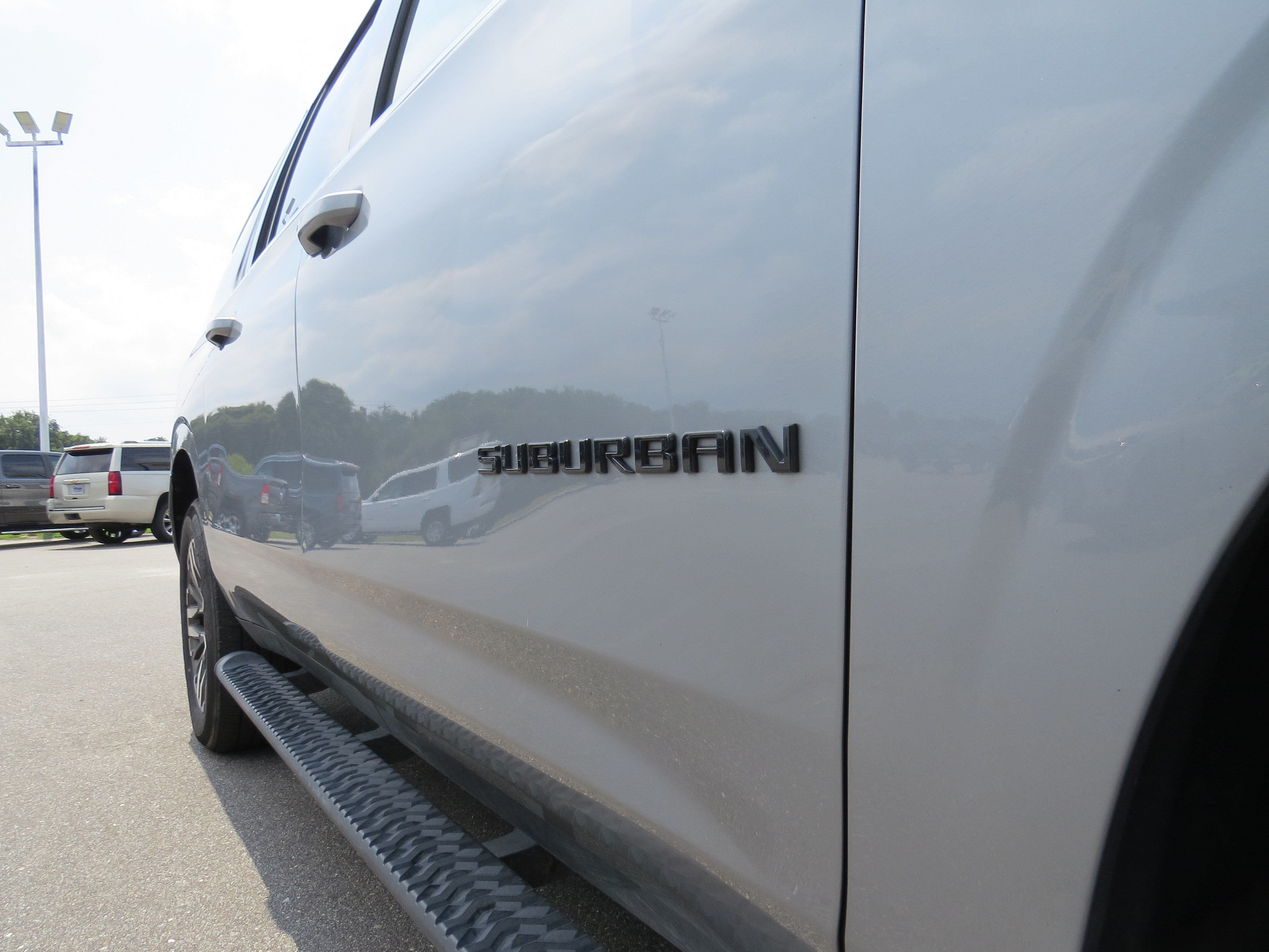 2025 Chevrolet Suburban Z71