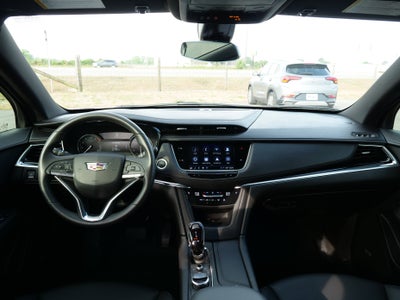 2024 Cadillac XT6 Luxury