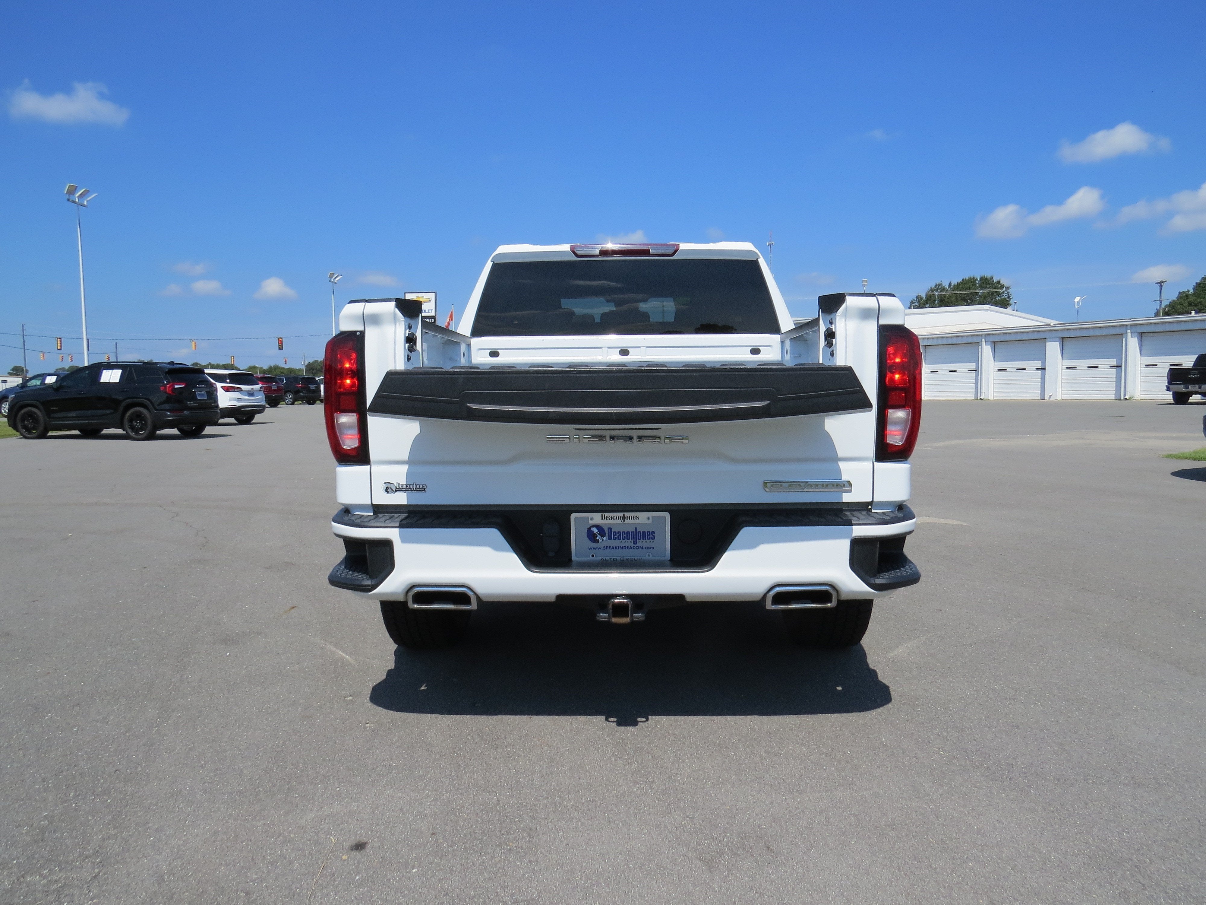 2023 GMC Sierra 1500 Elevation