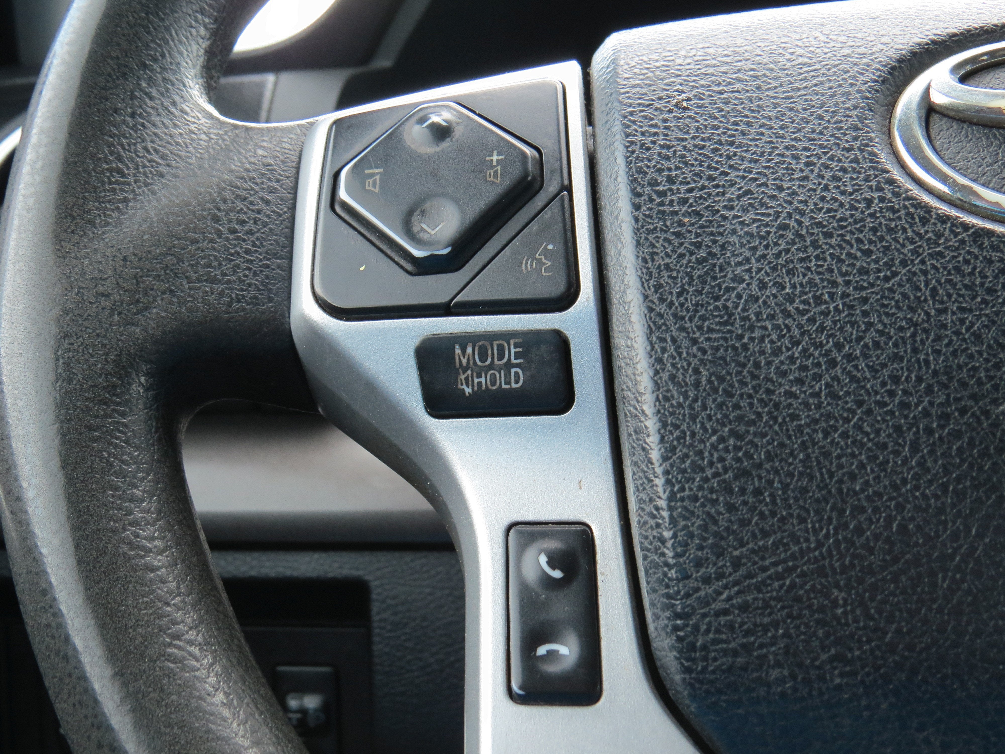 2018 Toyota Tundra SR5 5.7L V8