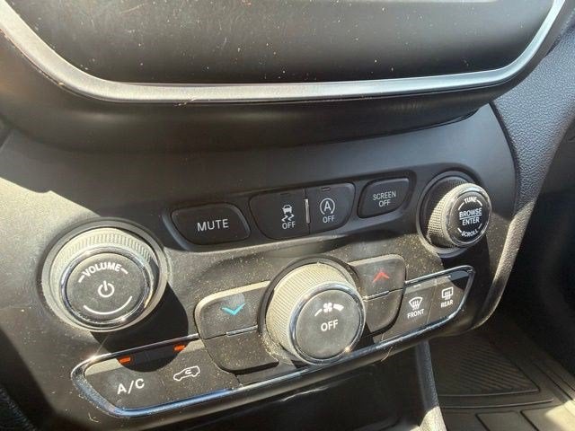 2019 Jeep Cherokee Latitude Plus FWD