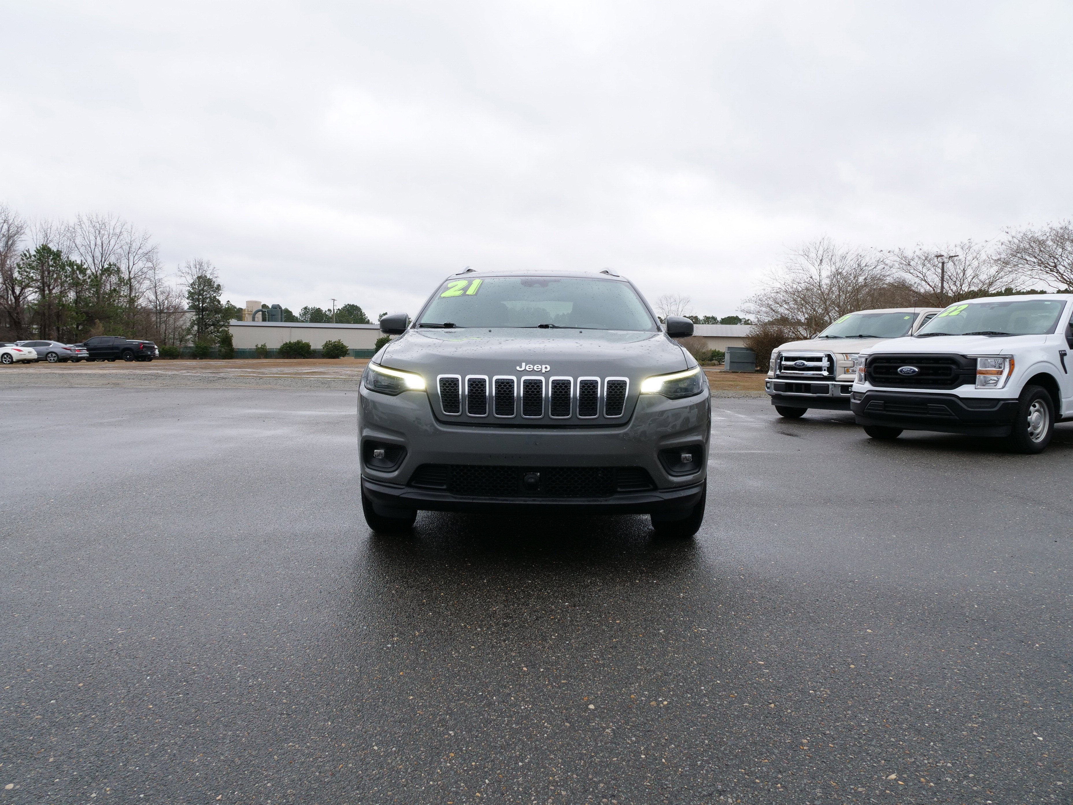 2021 Jeep Cherokee Latitude Lux