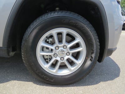 2019 Jeep Grand Cherokee Laredo E 4x4