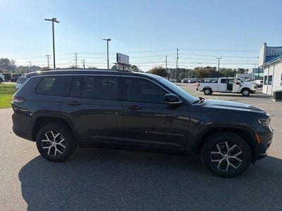2023 Jeep Grand Cherokee L Limited 4x2