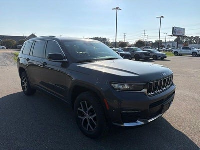 2023 Jeep Grand Cherokee L Limited 4x2