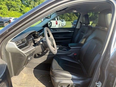 2023 Jeep Grand Cherokee L Limited 4x2