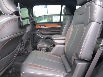 2023 Jeep Grand Cherokee L Summit Reserve 4x4