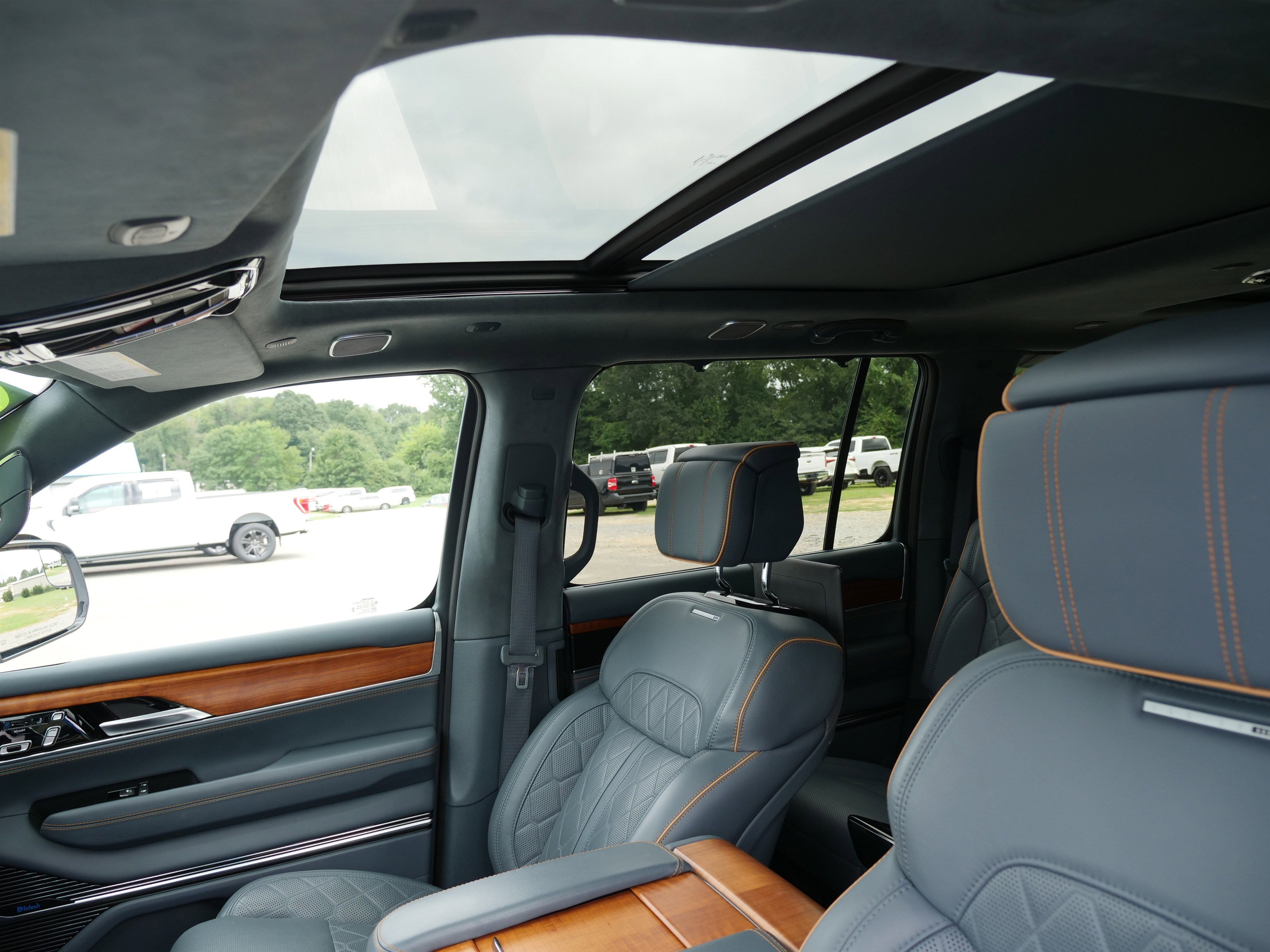 2024 Jeep Grand Wagoneer L Series III