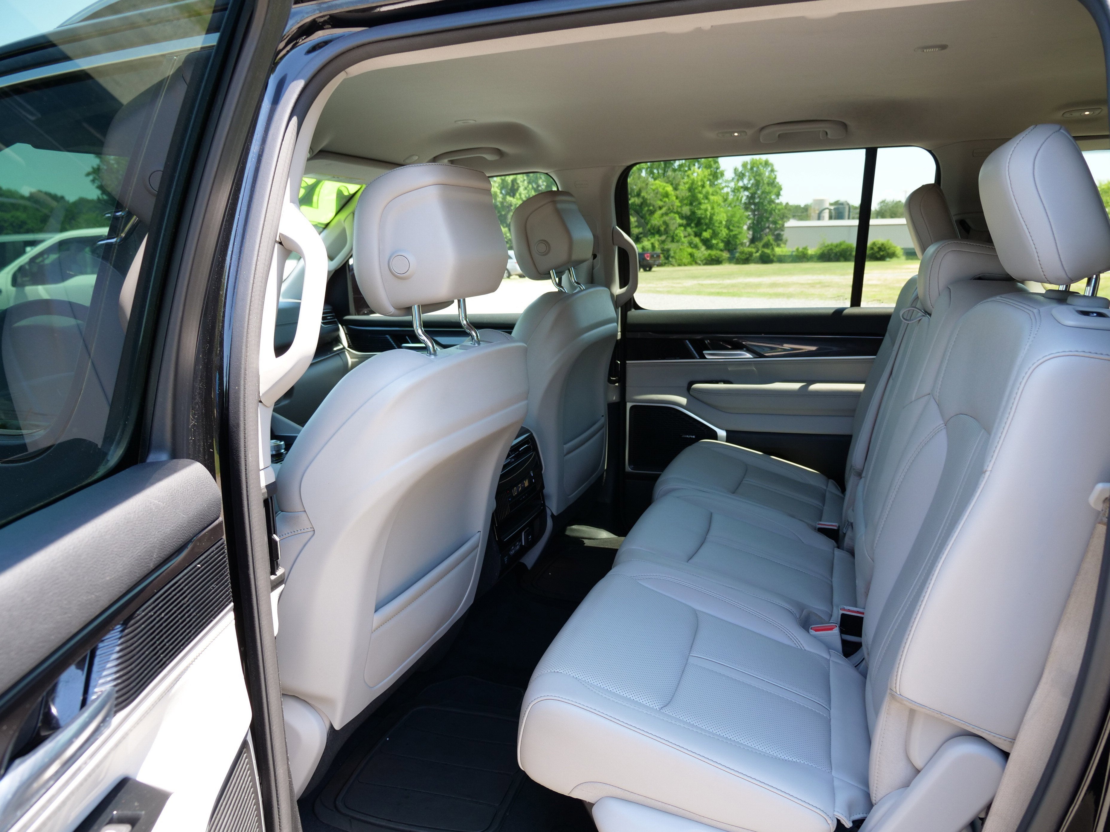 2023 Jeep Wagoneer Series I 4x4