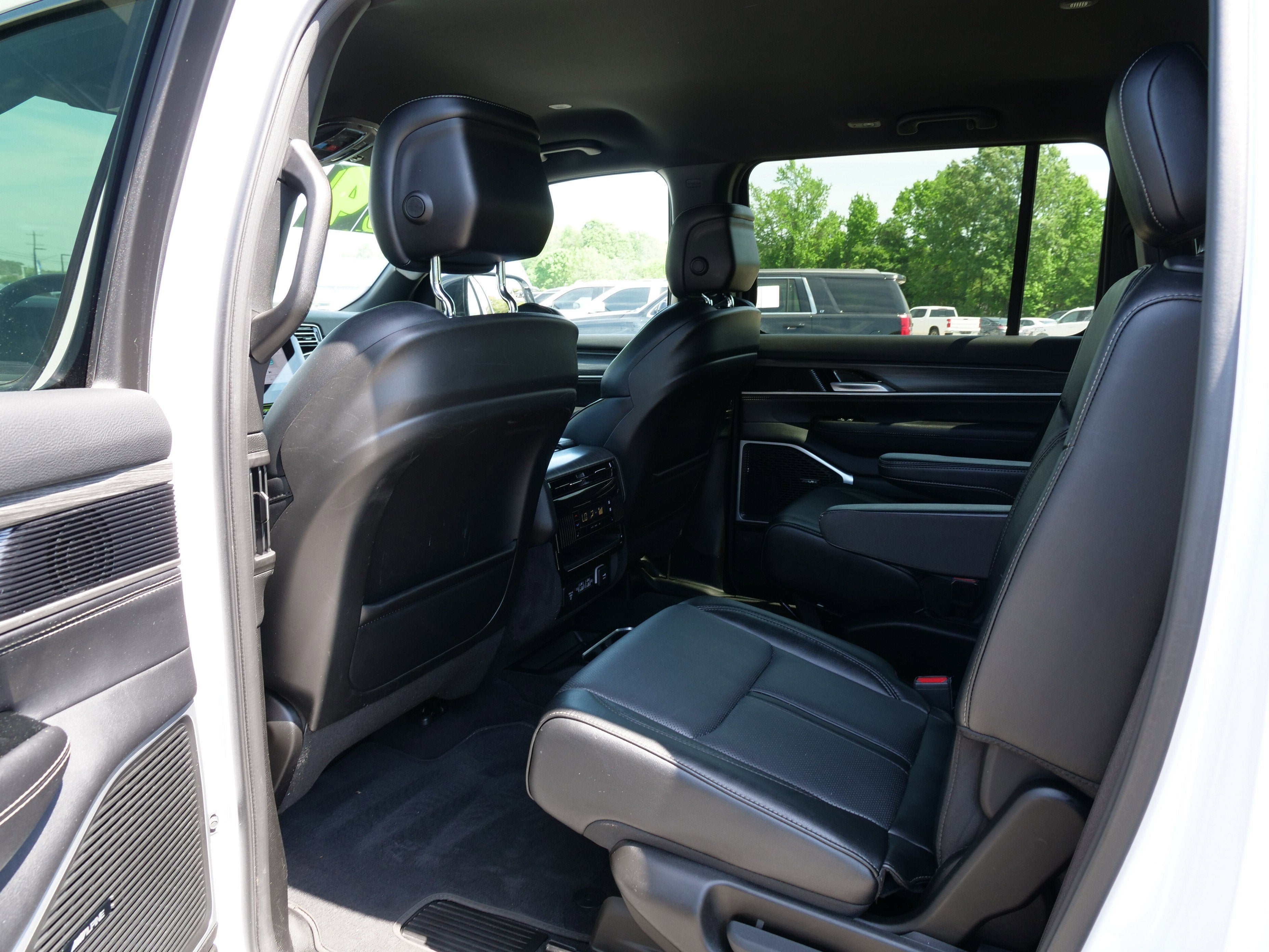 2024 Jeep Wagoneer Series II 4x4