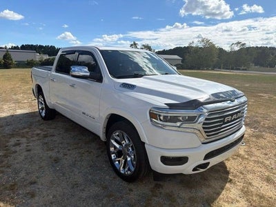 2020 RAM 1500 Laramie Longhorn Crew Cab 4x2 5'7" Box