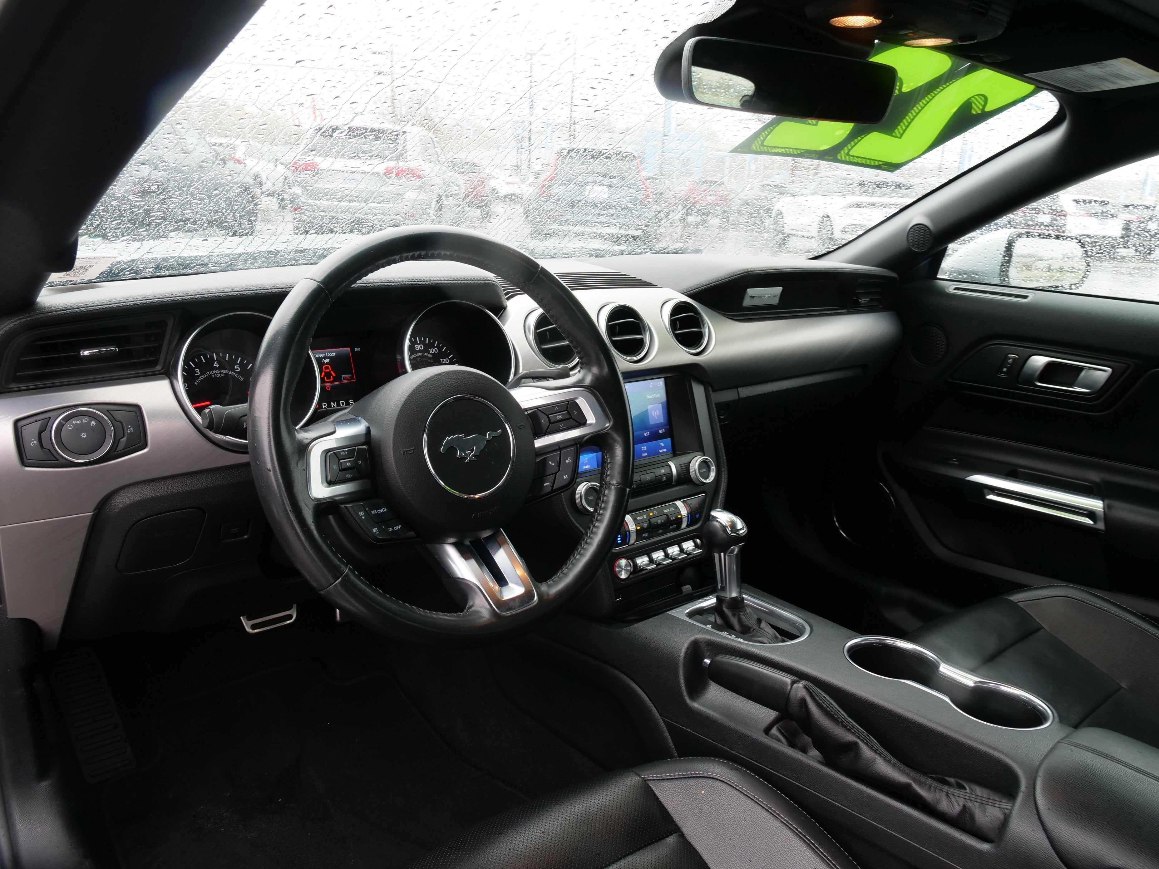 2022 Ford Mustang EcoBoost