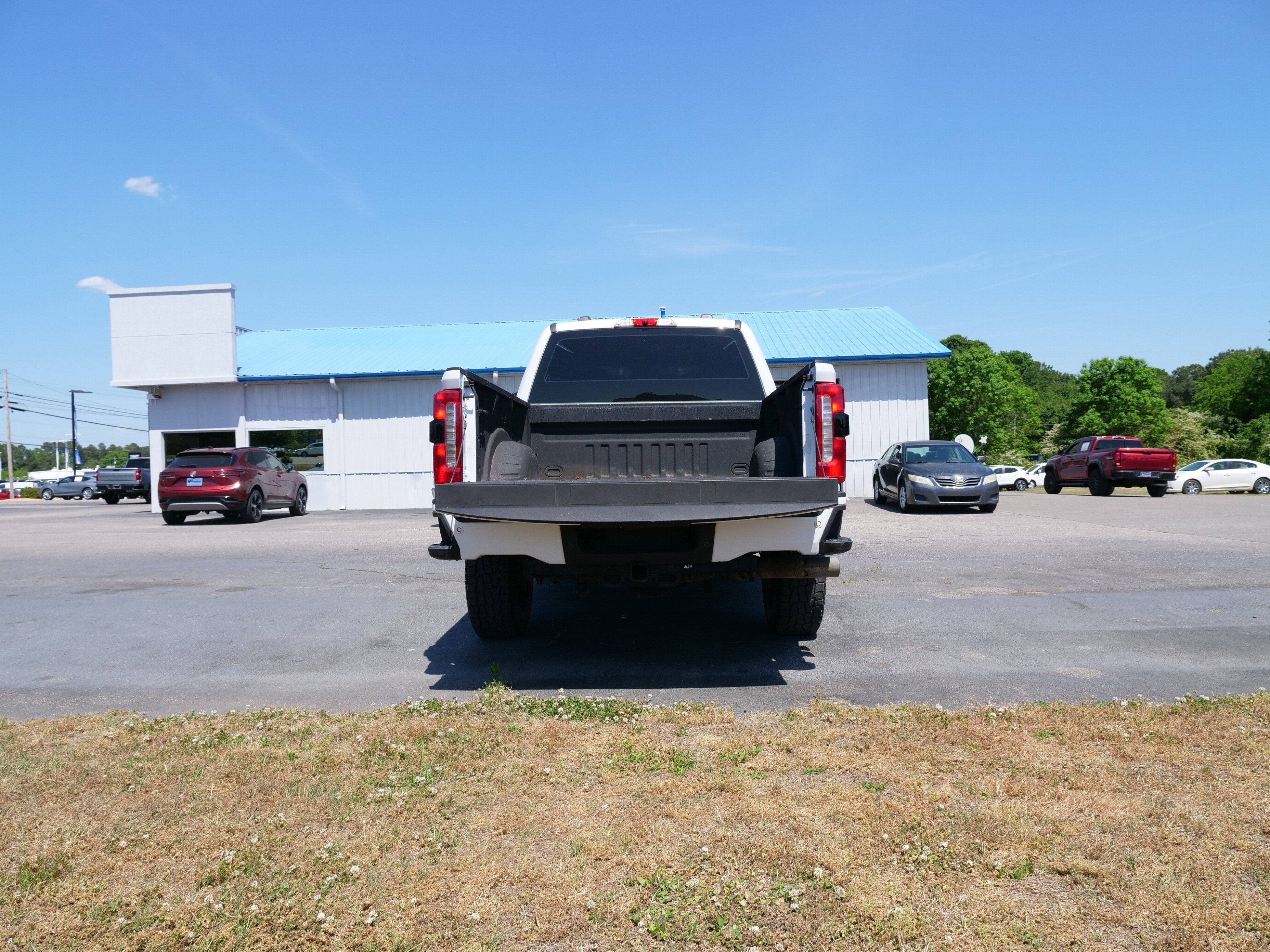 2023 Ford Super Duty F-350 SRW XL