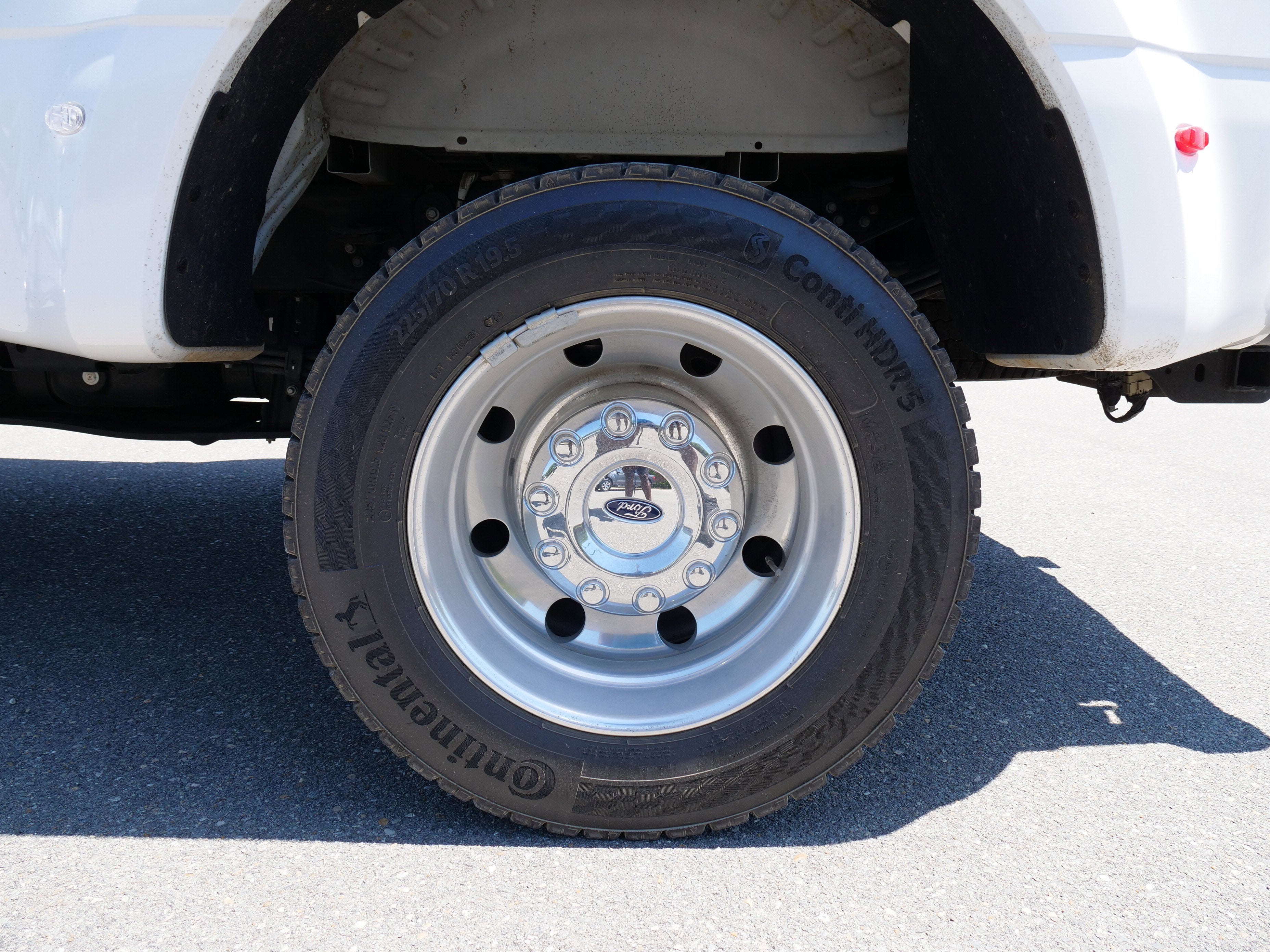 2024 Ford Super Duty F-450 DRW XL