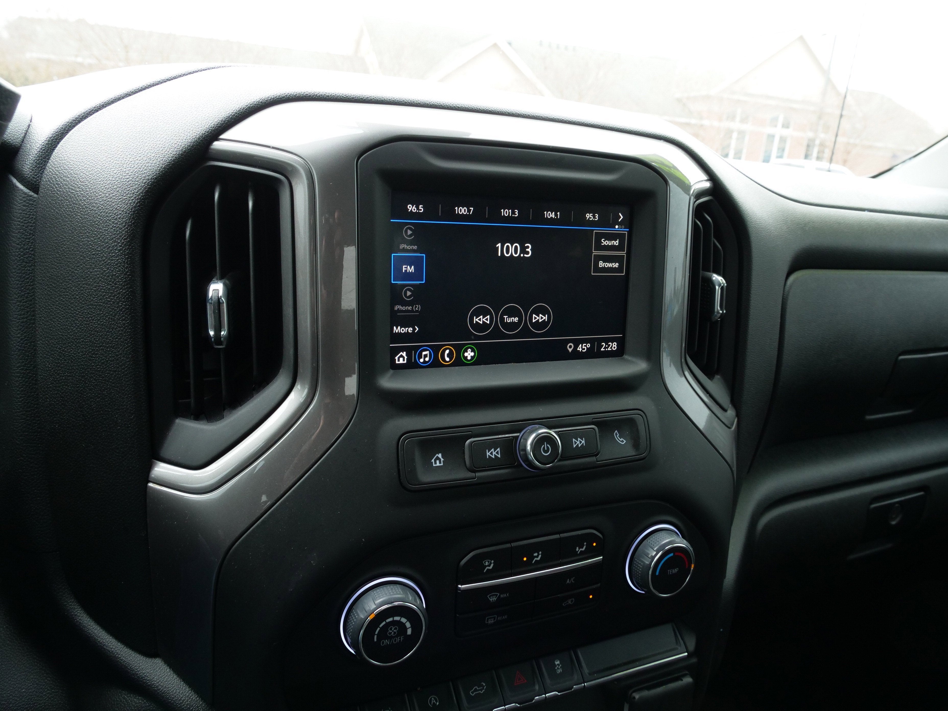 2023 Chevrolet Silverado 1500 Custom