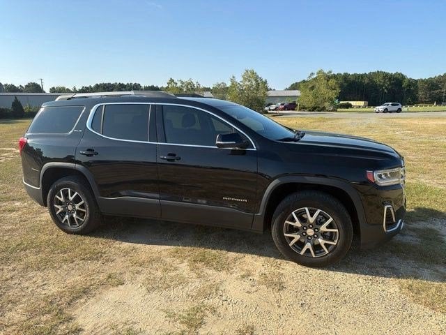 2022 GMC Acadia SLE
