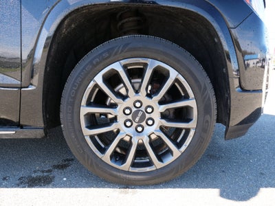 2022 GMC Acadia Denali