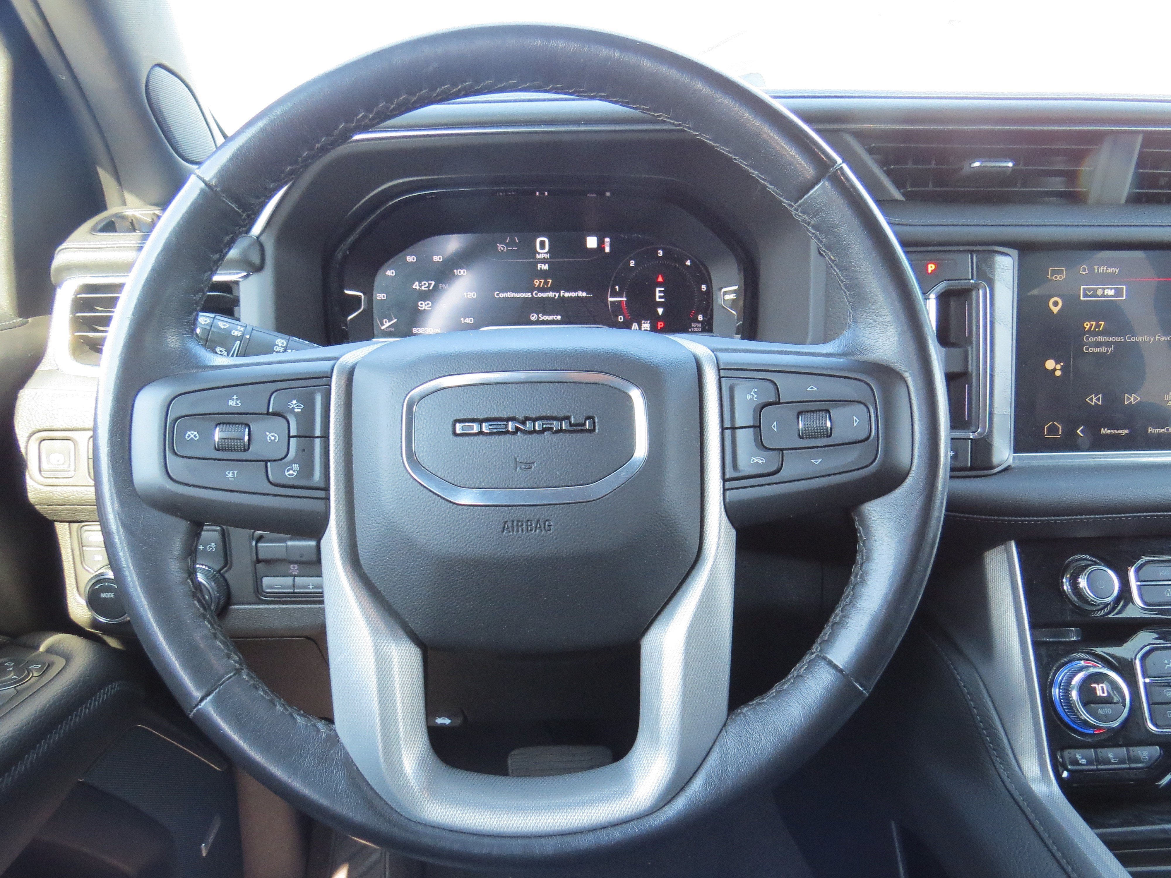2022 GMC Yukon XL Denali