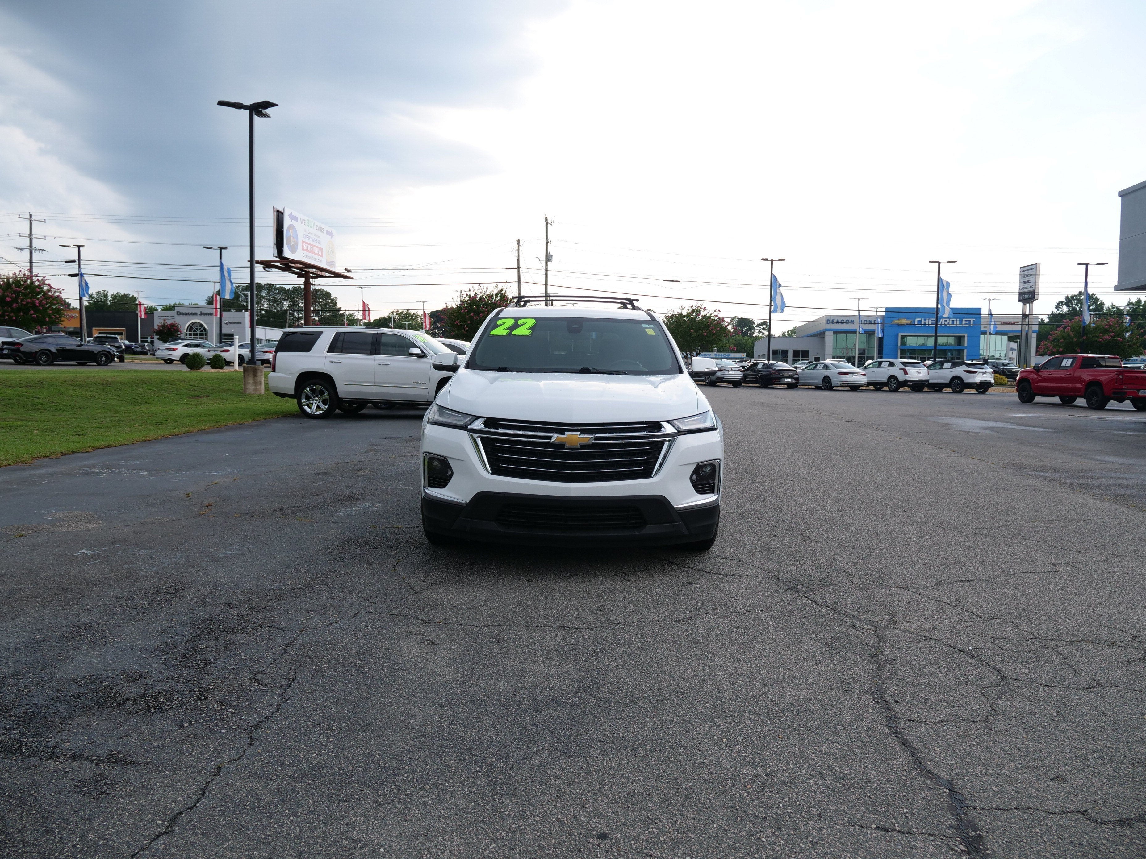 2022 Chevrolet Traverse LT Cloth