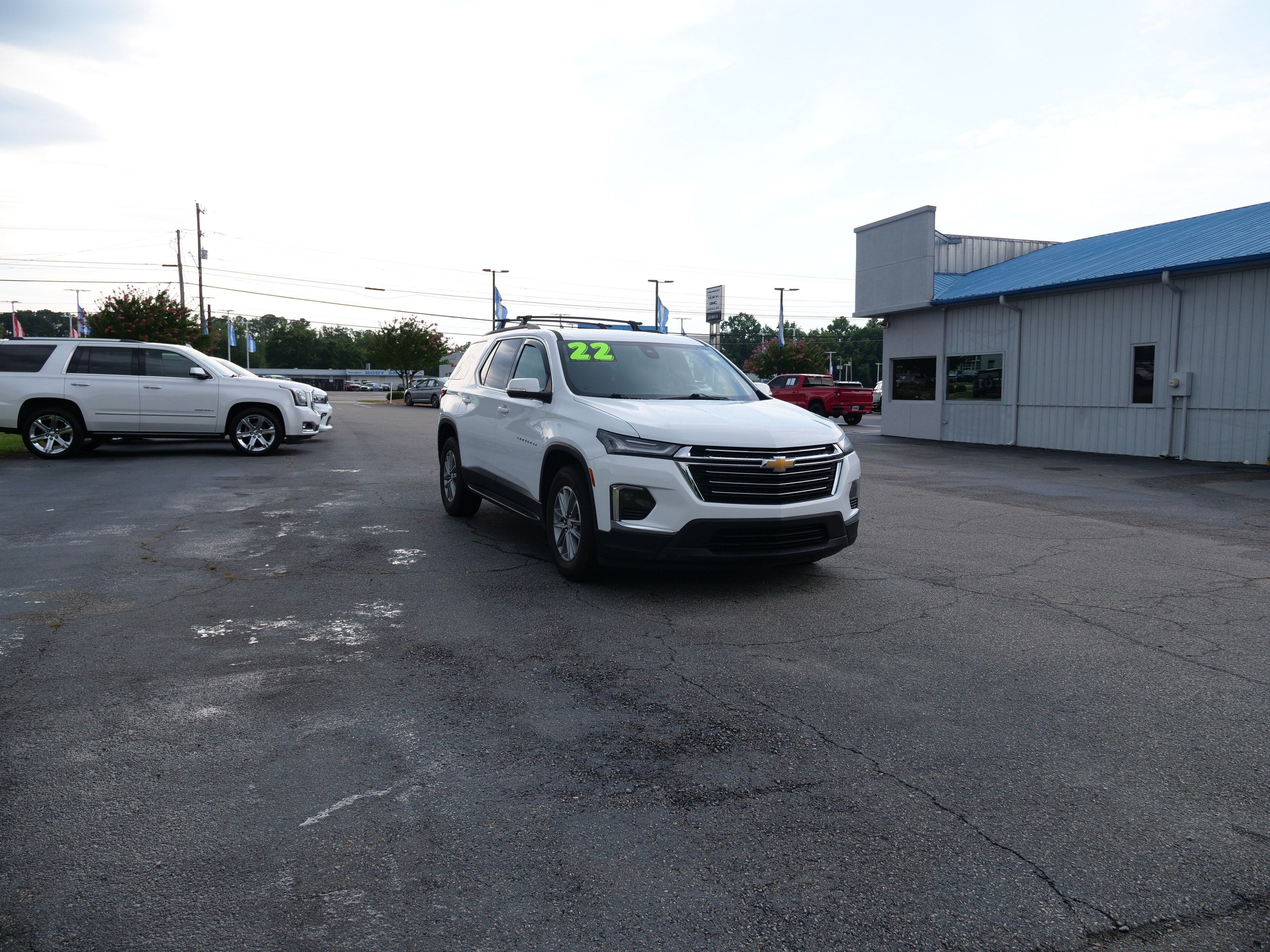 2022 Chevrolet Traverse LT Cloth
