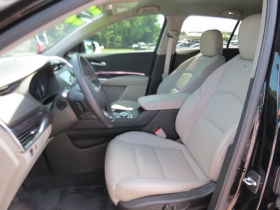 2023 Cadillac XT4 FWD Luxury