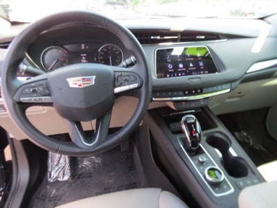 2023 Cadillac XT4 FWD Luxury