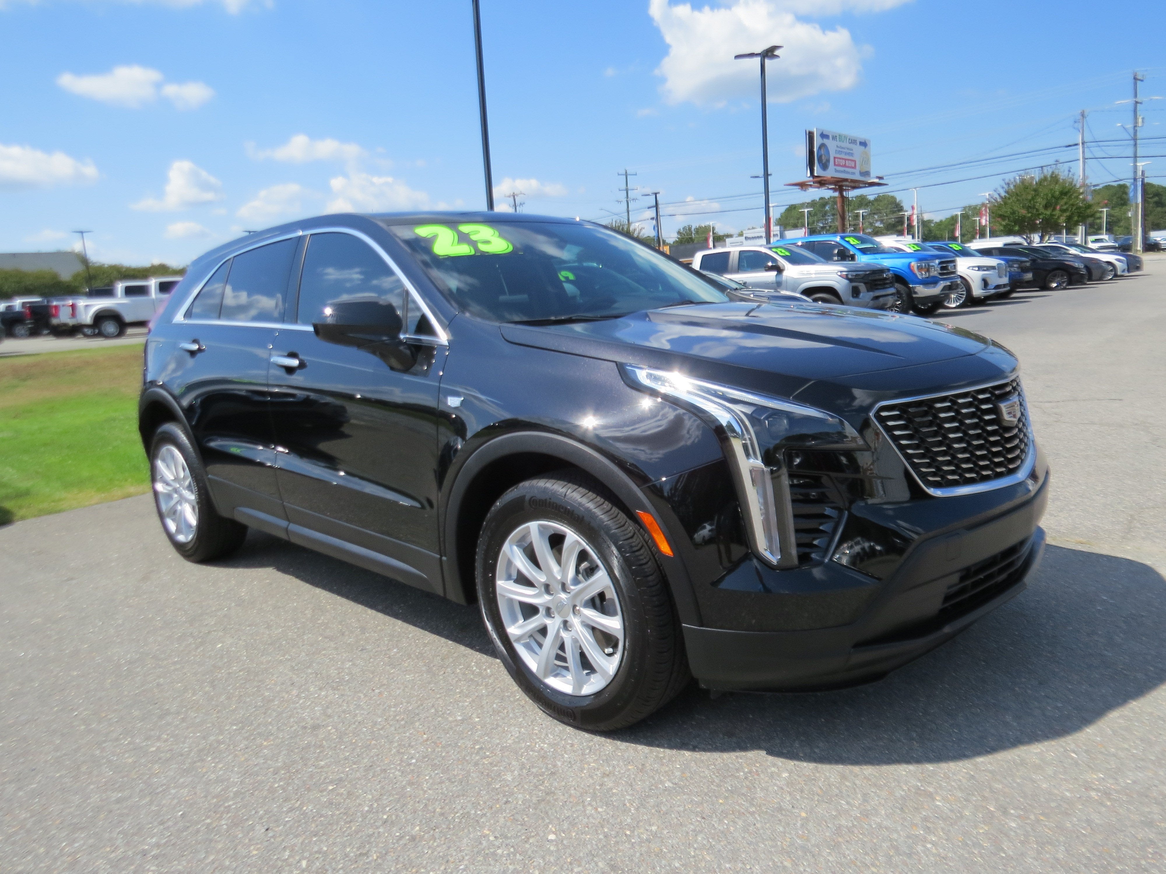 2023 Cadillac XT4 FWD Luxury