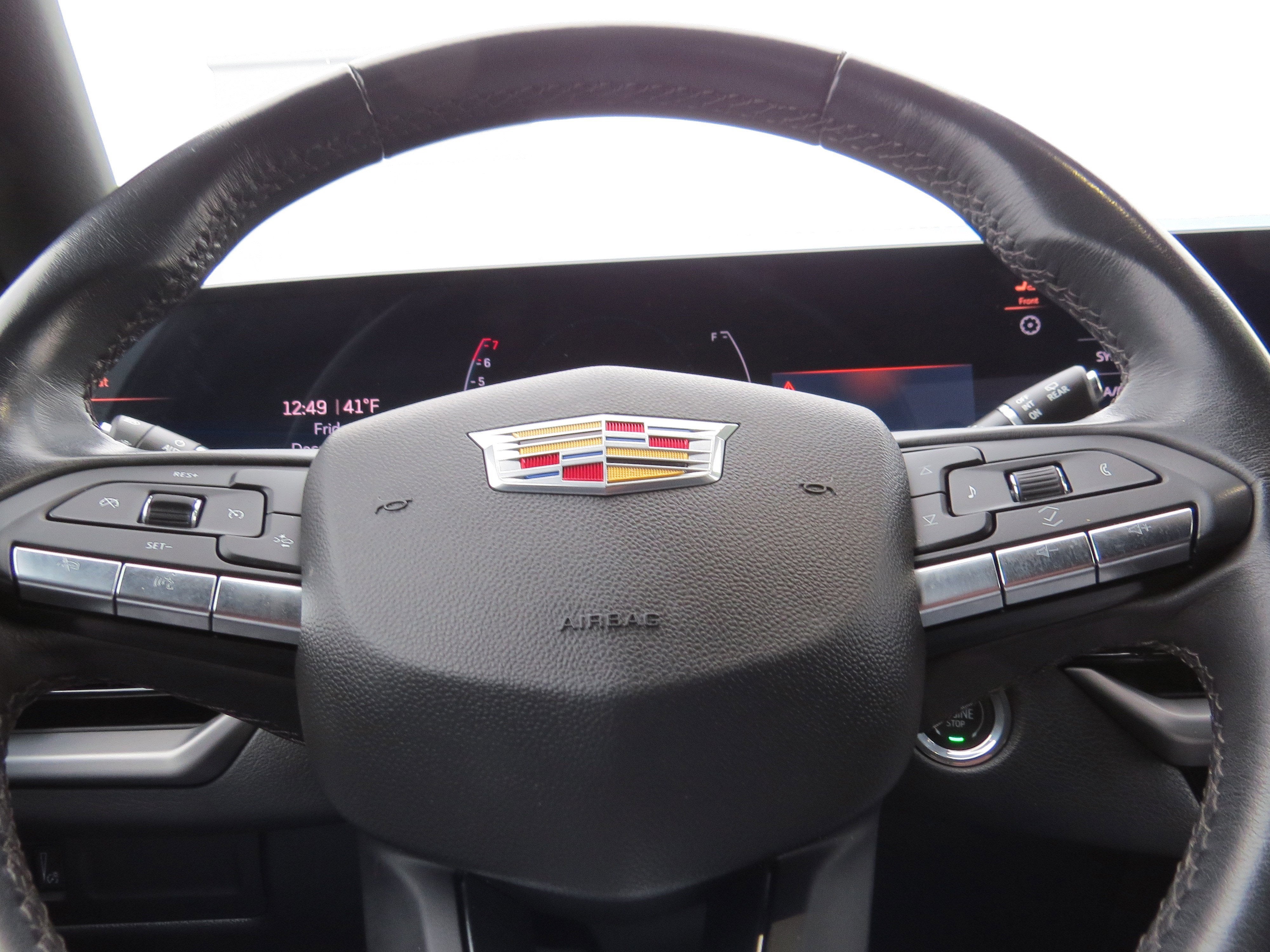 2024 Cadillac XT4 Premium Luxury