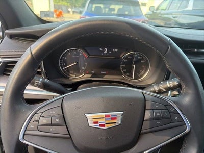 2023 Cadillac XT5 Luxury