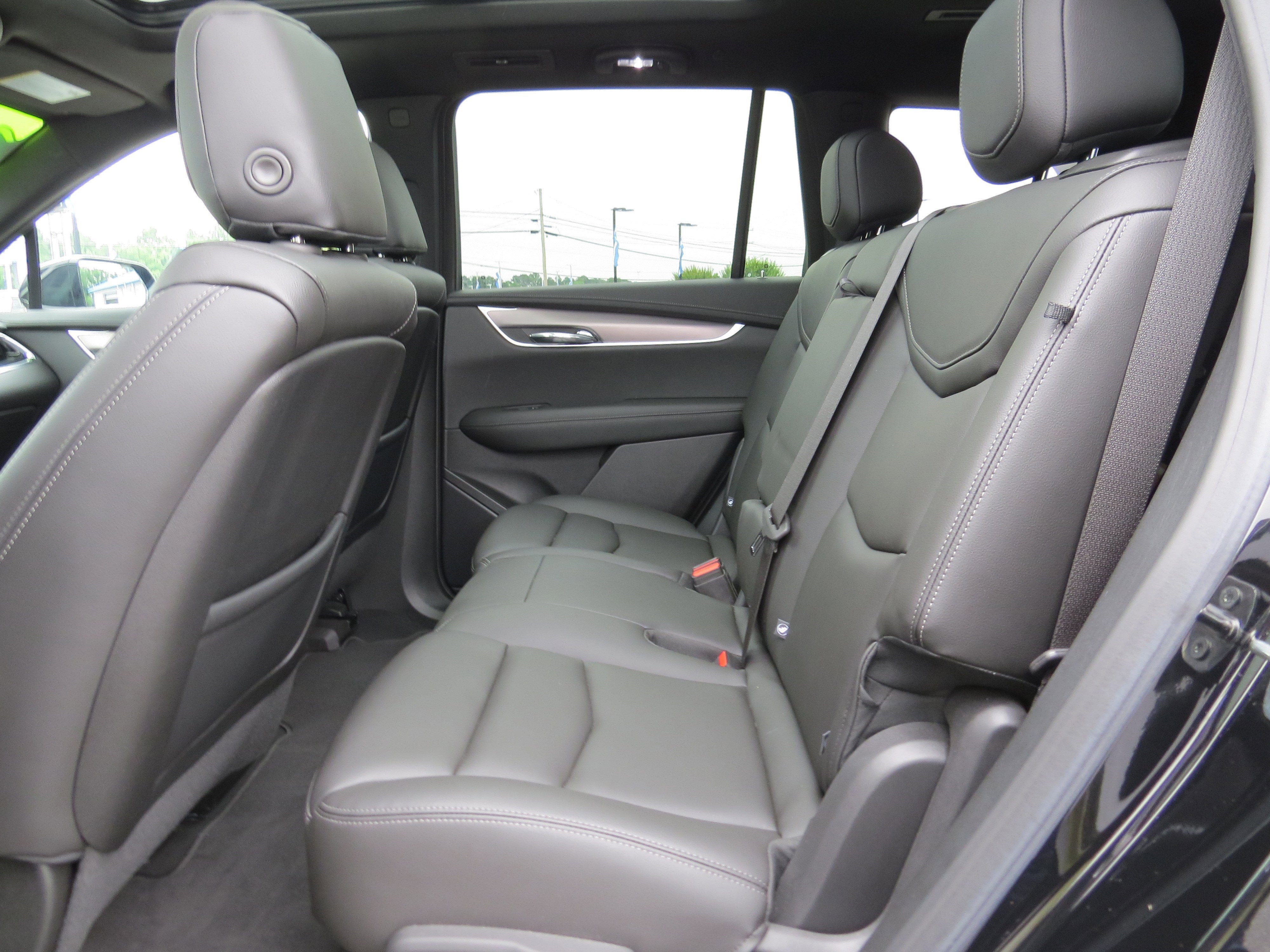 2024 Cadillac XT6 Luxury