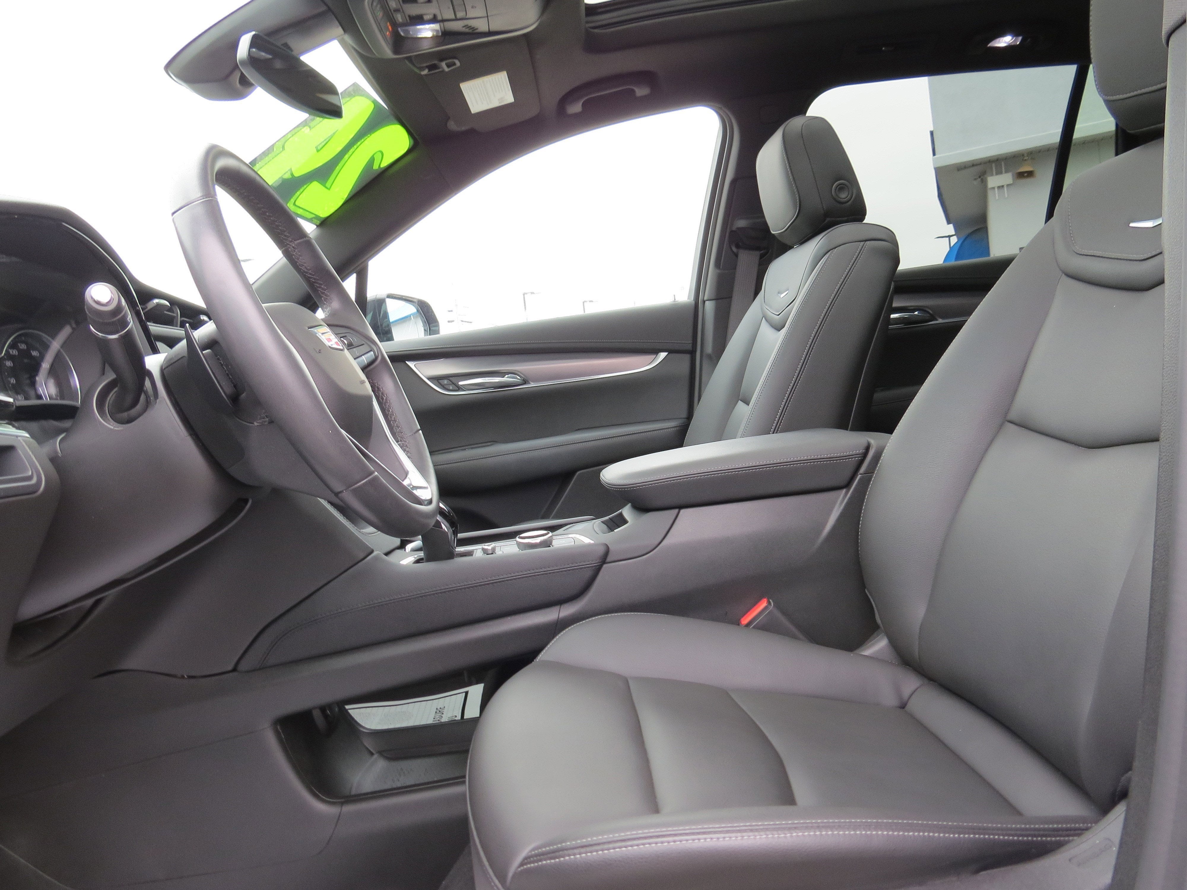 2024 Cadillac XT6 Luxury