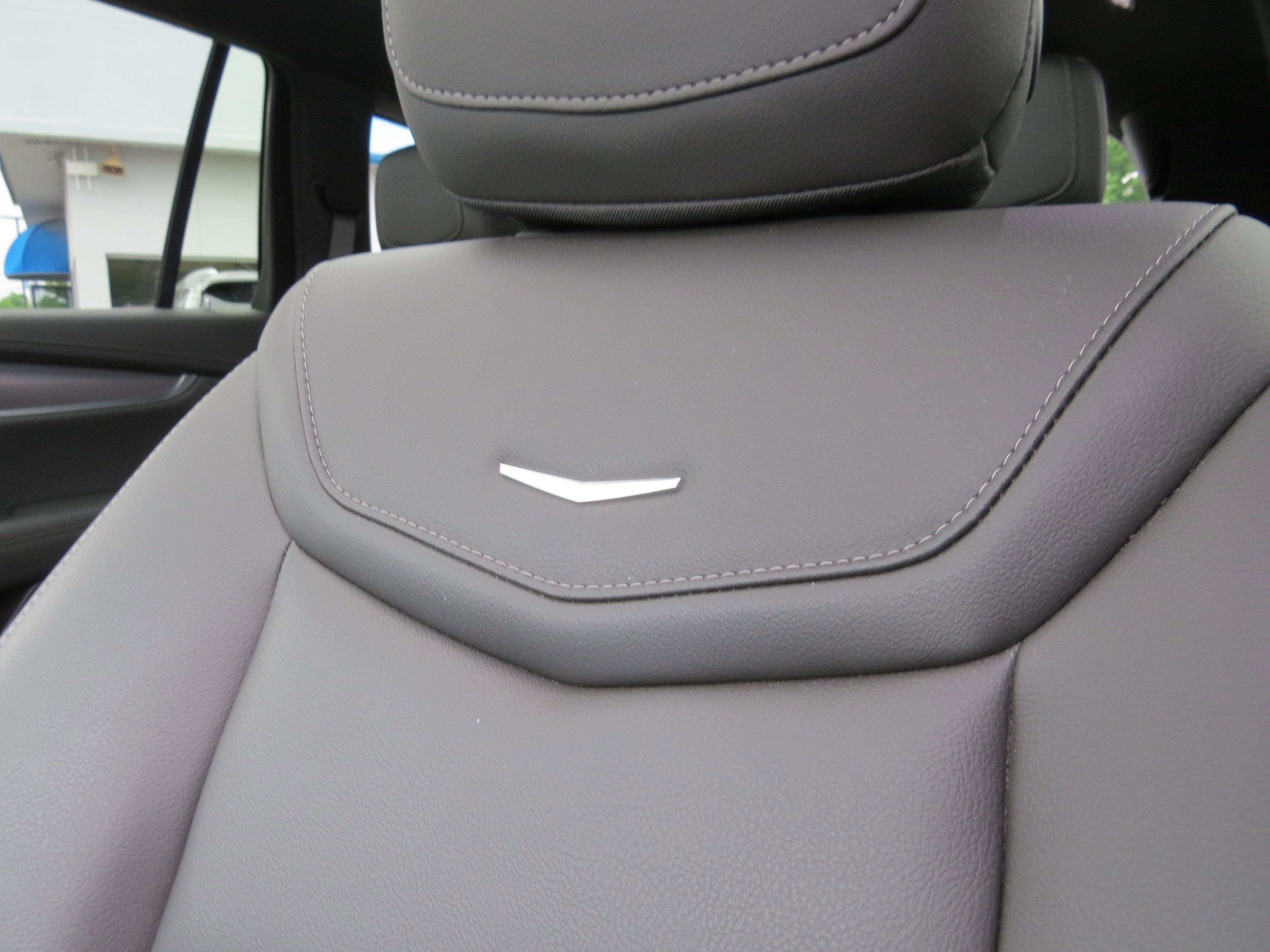 2024 Cadillac XT6 Luxury