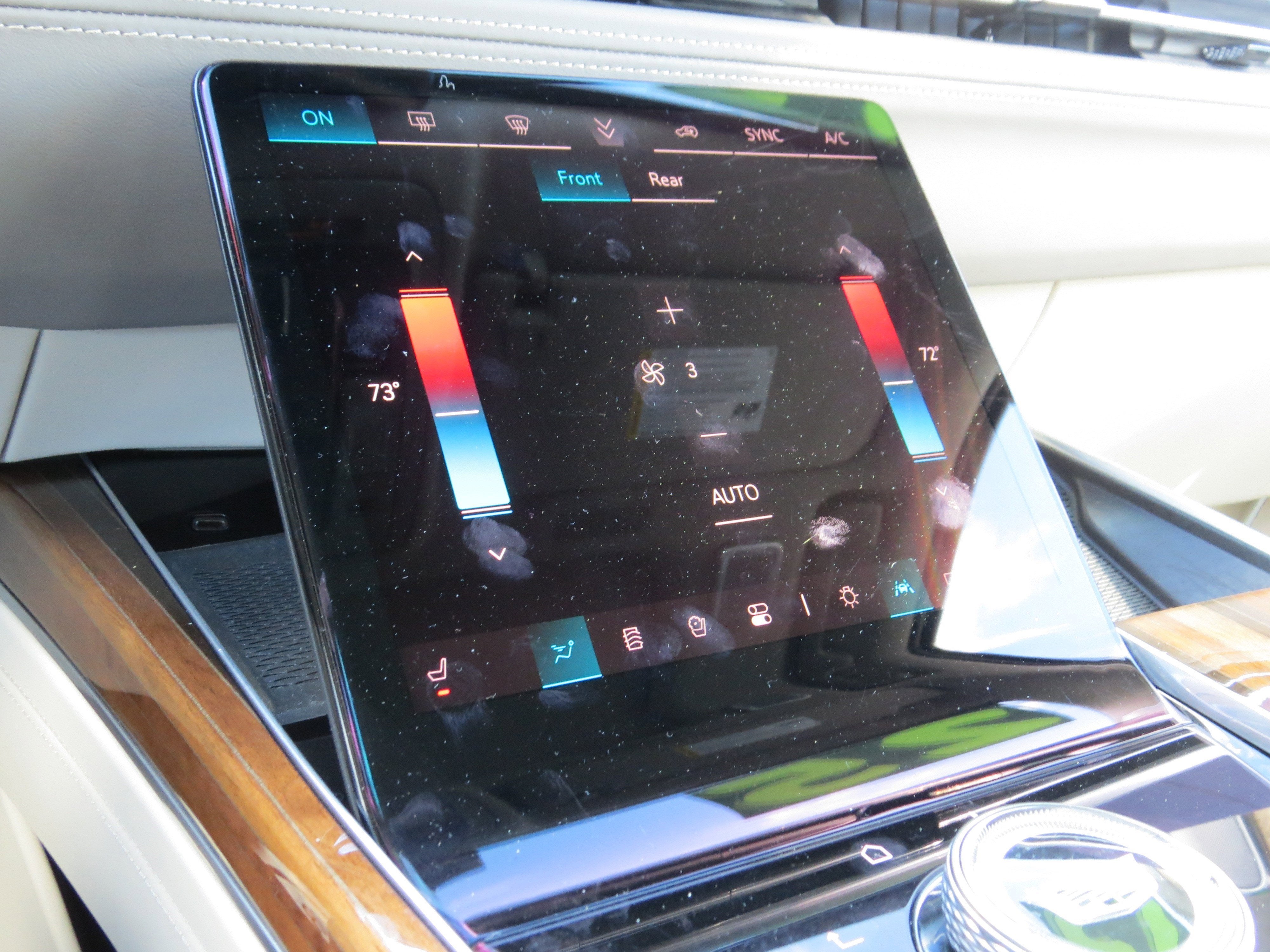 2025 Cadillac Escalade Premium Luxury Platinum