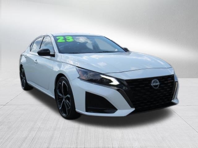 2023 Nissan Altima SR FWD