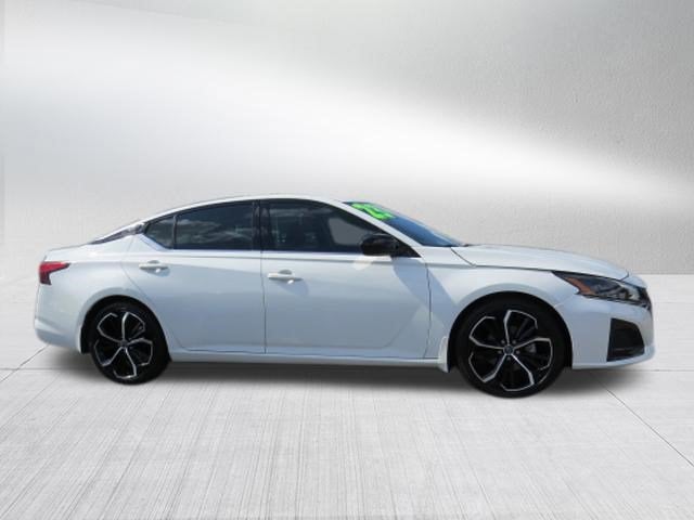 2023 Nissan Altima SR FWD