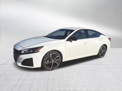 2025 Nissan Altima SR