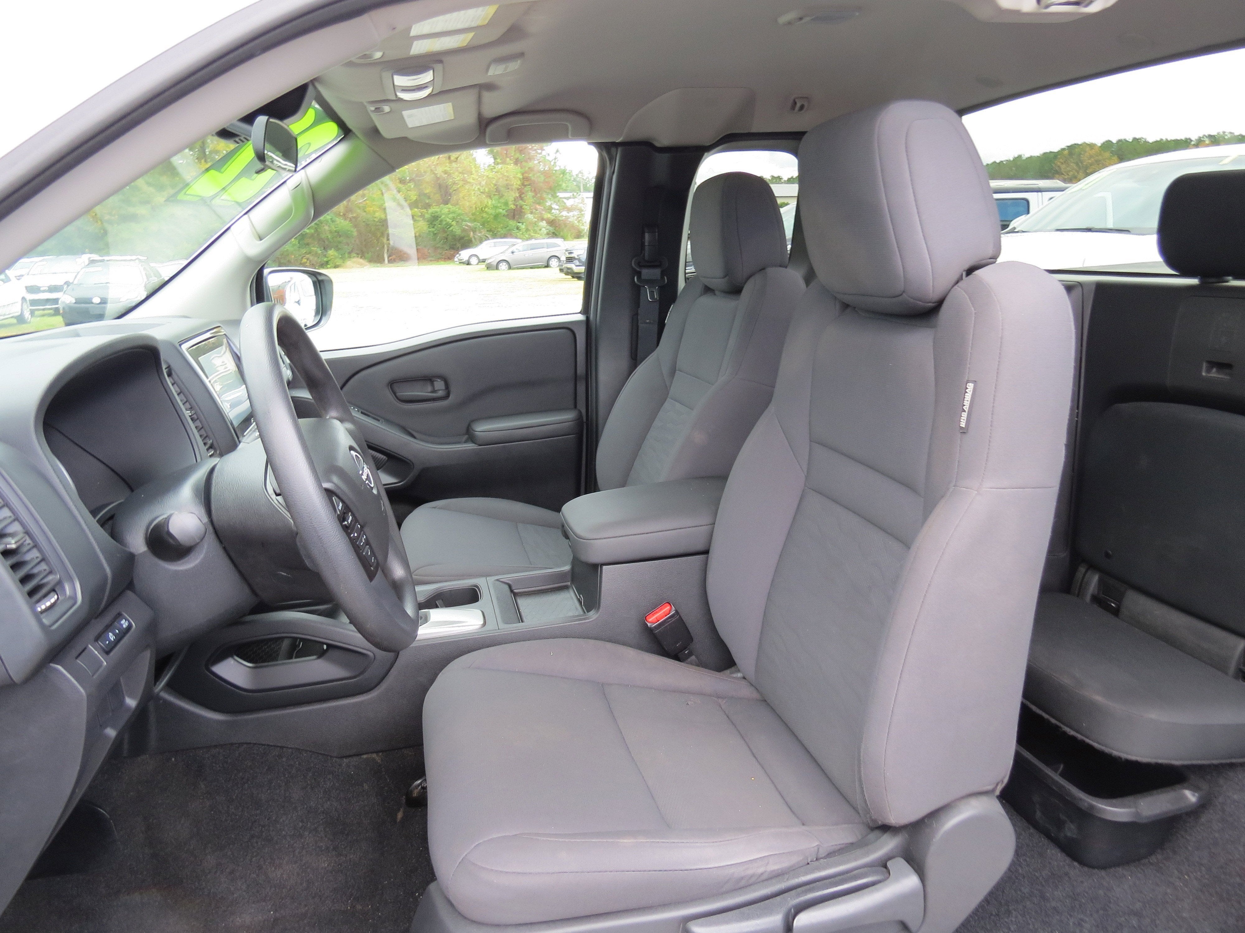 2022 Nissan Frontier S