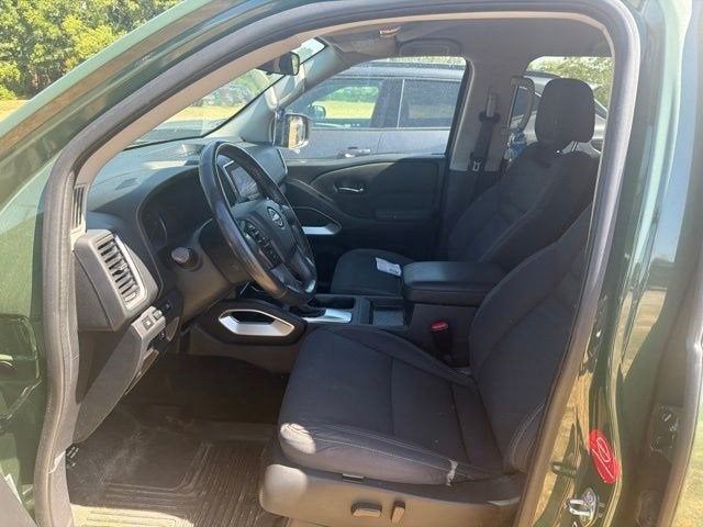 2022 Nissan Frontier Crew Cab SV 4x4