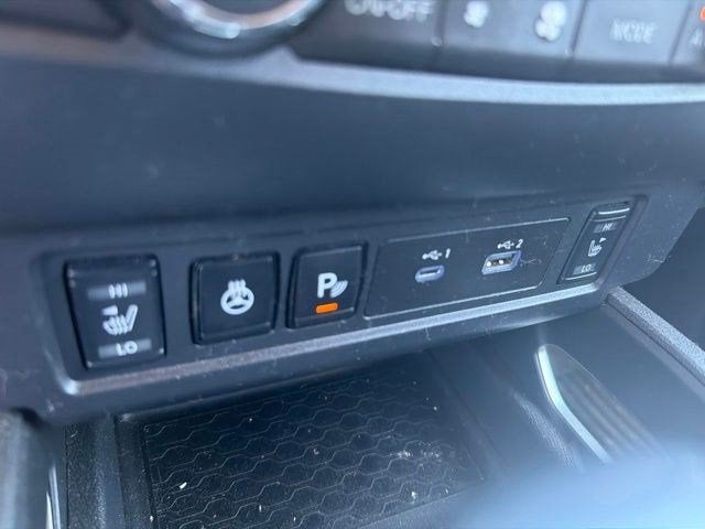 2022 Nissan Frontier Crew Cab SV 4x4