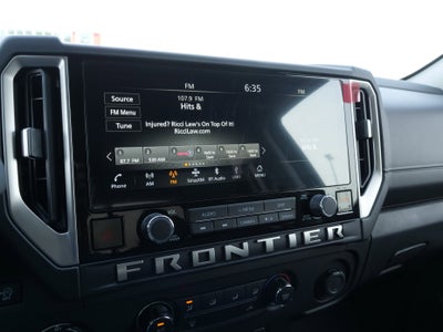 2025 Nissan Frontier SV